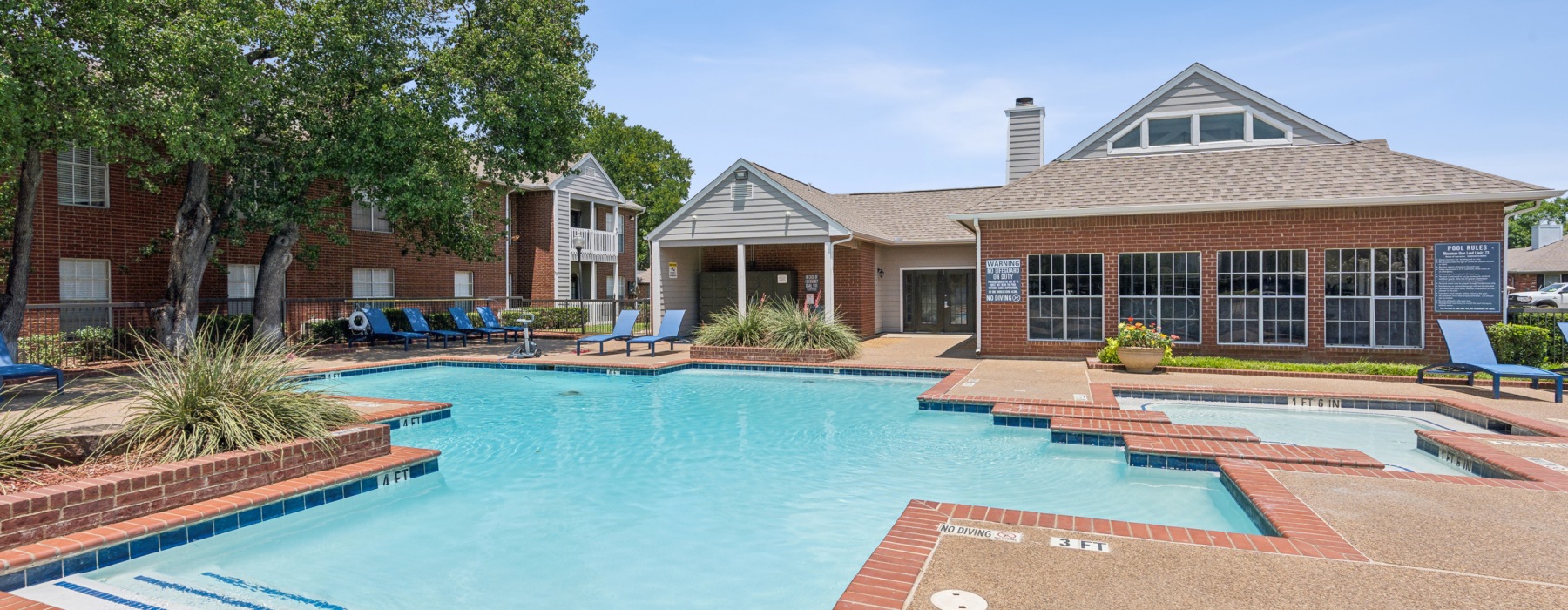 Resort-style swimming pool at the best apartments in Coppell, TX, the Townlake of Coppell